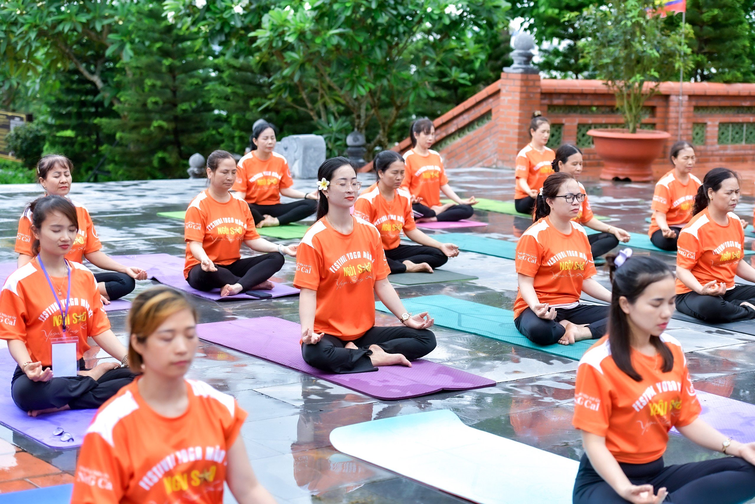Sun World Ha Long quy tụ 2.000 người đồng diễn Yoga lan tỏa tinh thần sống khỏe mỗi ngày