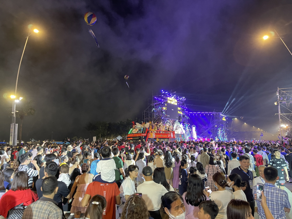 Khoảng 689.000 lượt du khách đến Quảng Ninh dịp nghỉ lễ