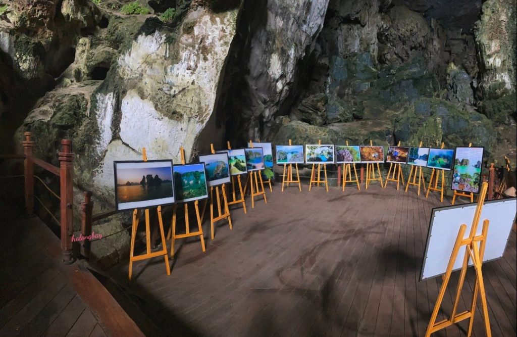 Trưng bày 28 bức ảnh về Vịnh Hạ Long tại hang Đầu Gỗ