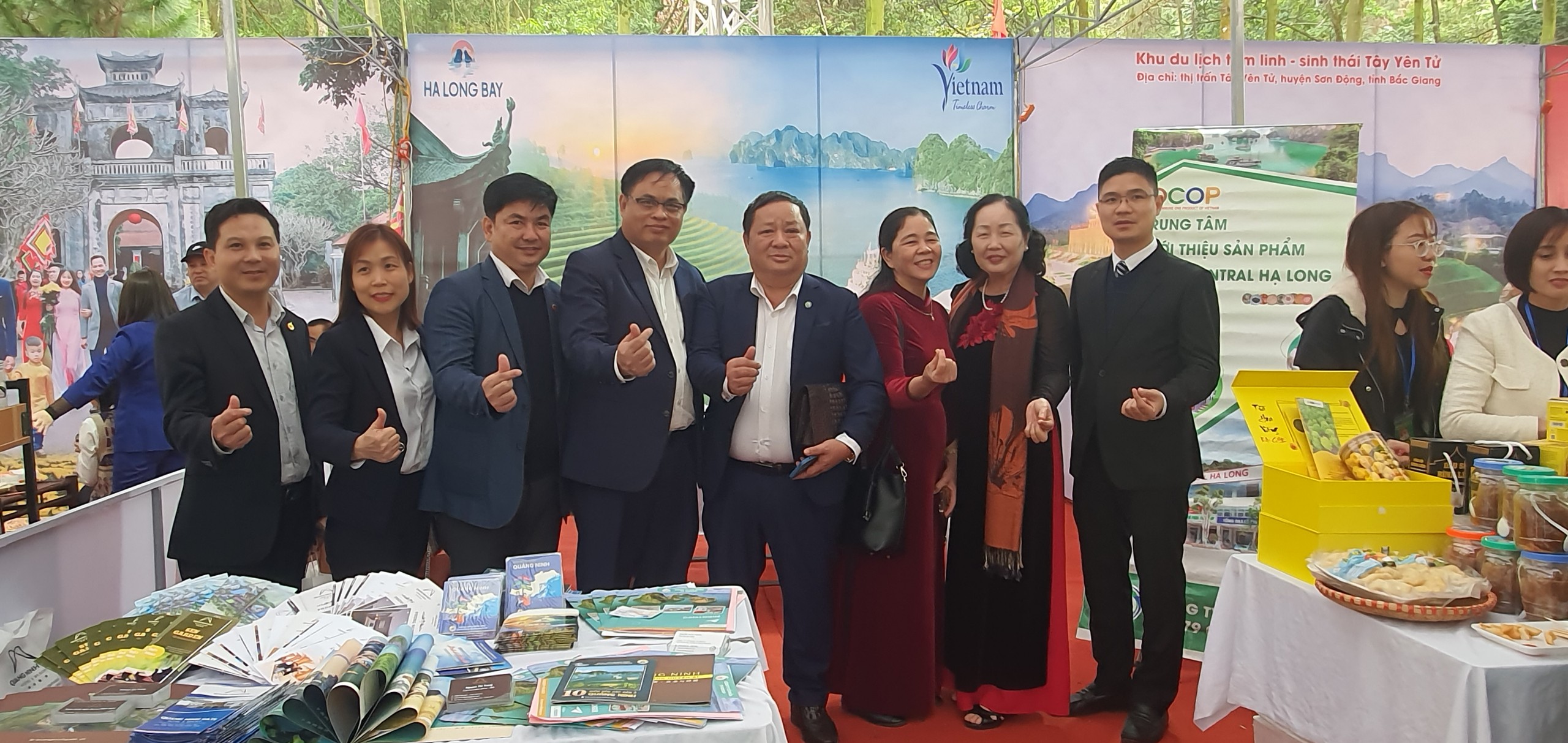 Du lịch Quảng Ninh tham gia Tuần Văn hóa, Du lịch và xúc tiến Thương mại tại Lễ hội mùa xuân Côn Sơn - Kiếp Bạc năm 2023