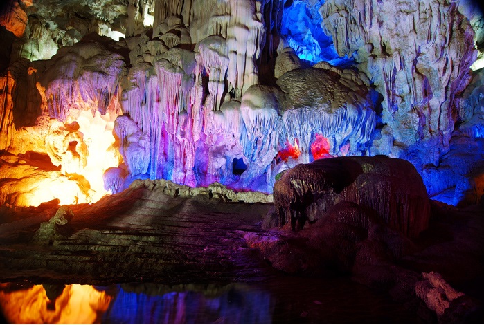 Những hang động đẹp Vịnh Hạ Long
